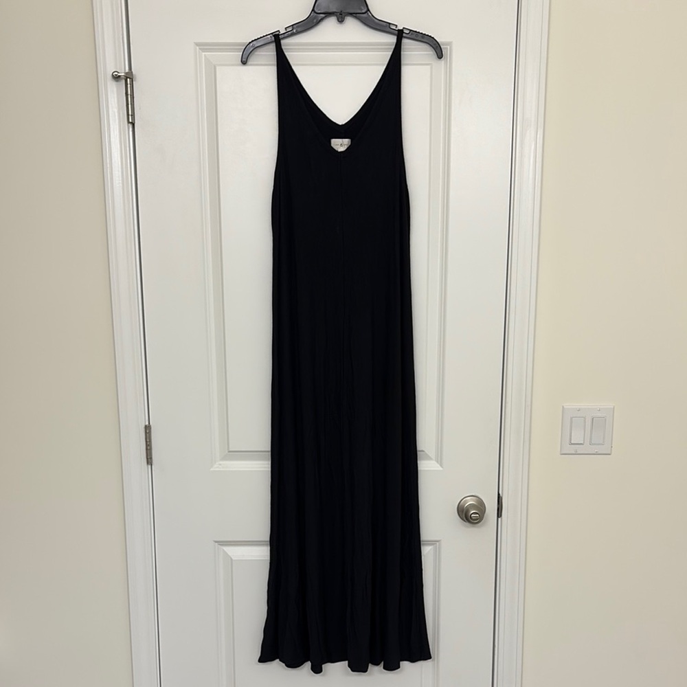 Lou & Grey Black Maxi Dress